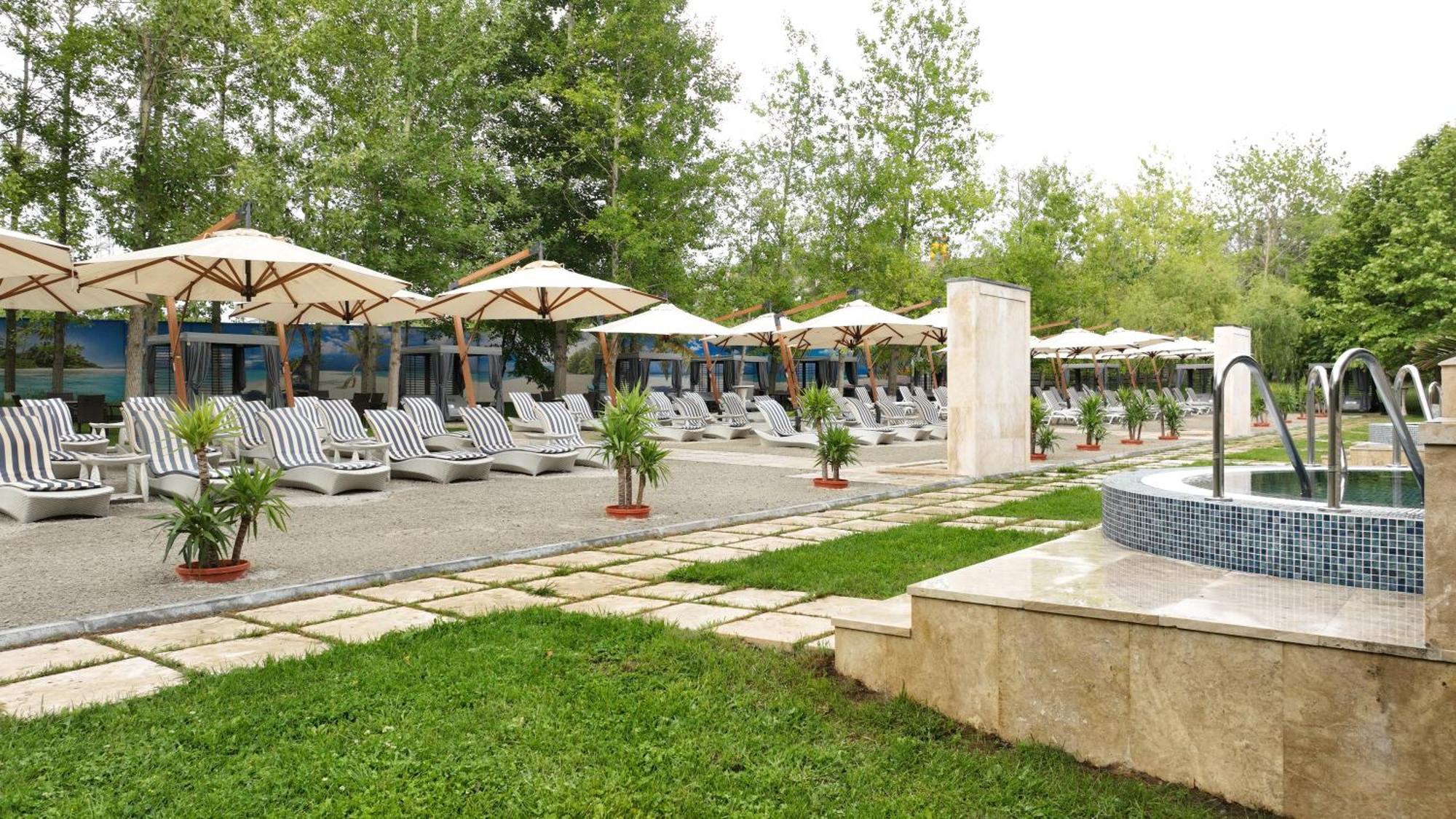 Multi Grand Pharaon Hotel Ptghni ภายนอก รูปภาพ