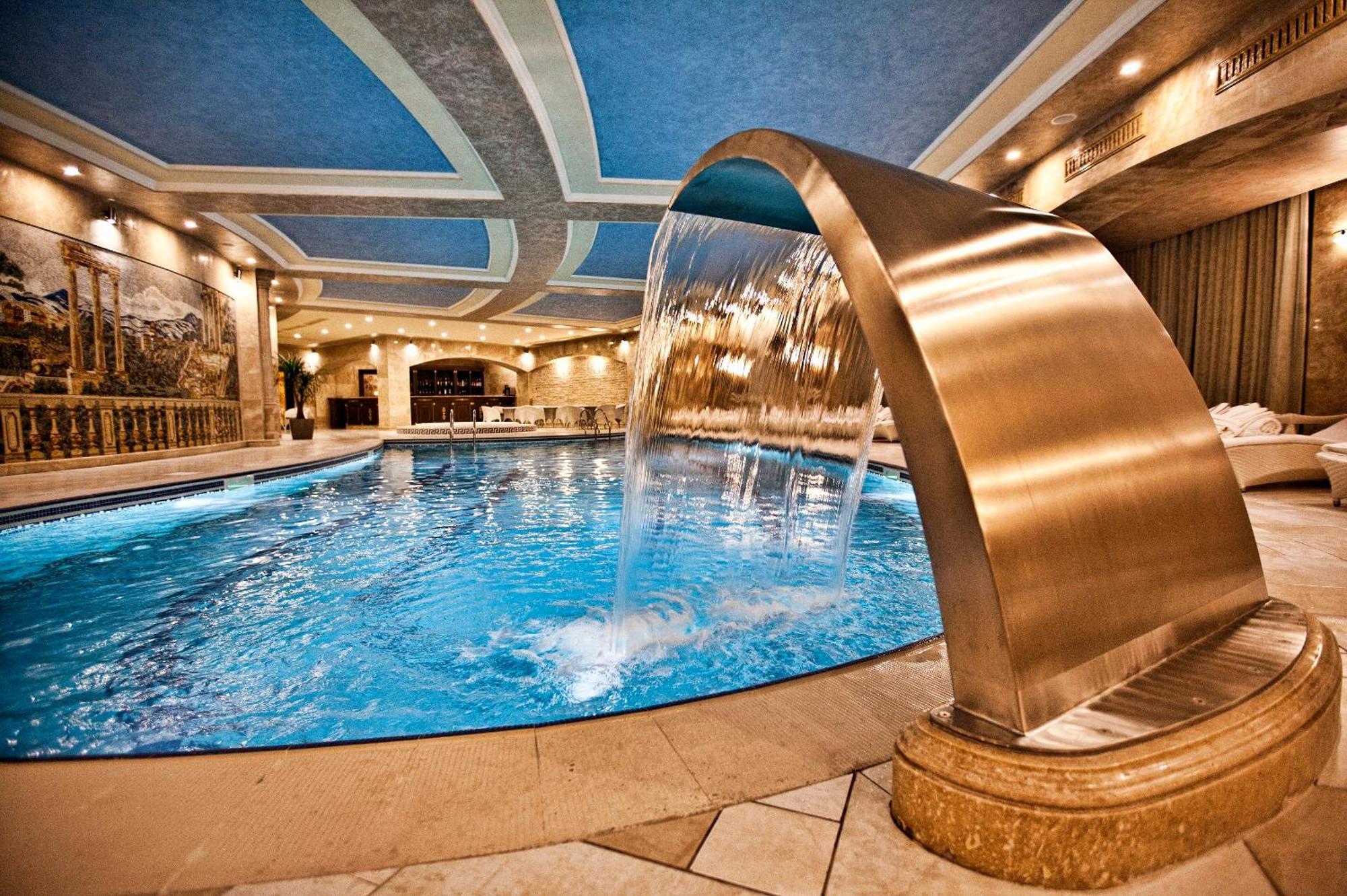 Multi Grand Pharaon Hotel Ptghni ภายนอก รูปภาพ