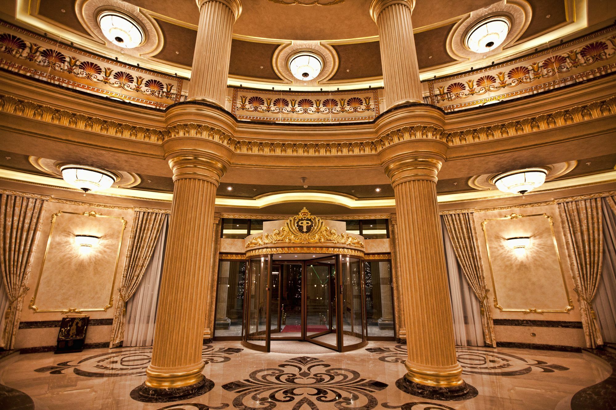 Multi Grand Pharaon Hotel Ptghni ภายนอก รูปภาพ